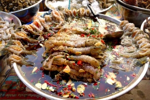 Fat prawns cooking in Bangkok's Chinatown