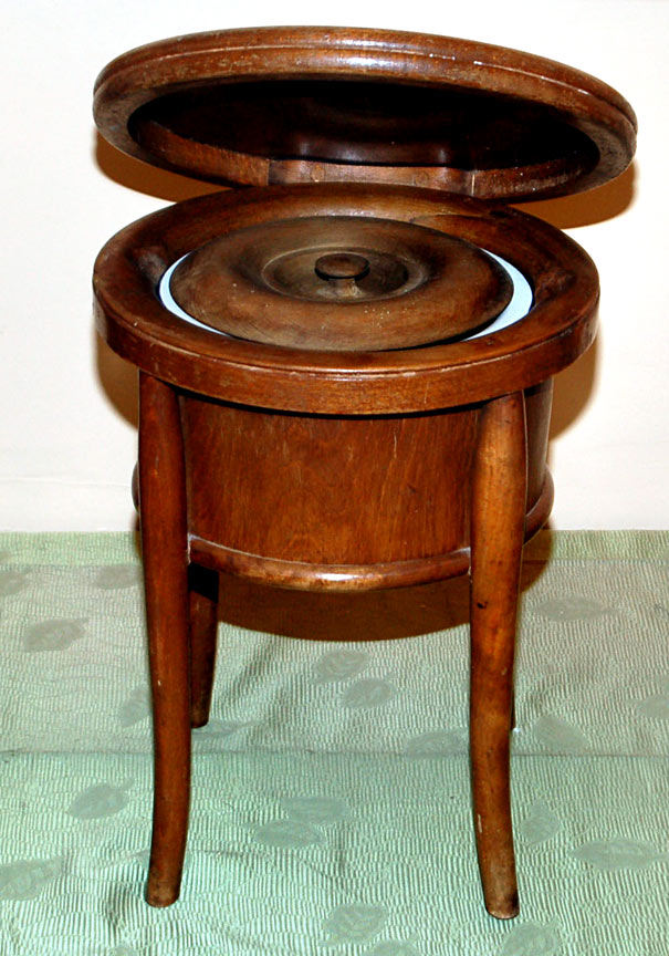 Potty-stool-comp