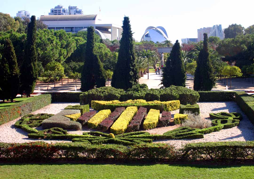 01a Garden-isignia-sm-comp