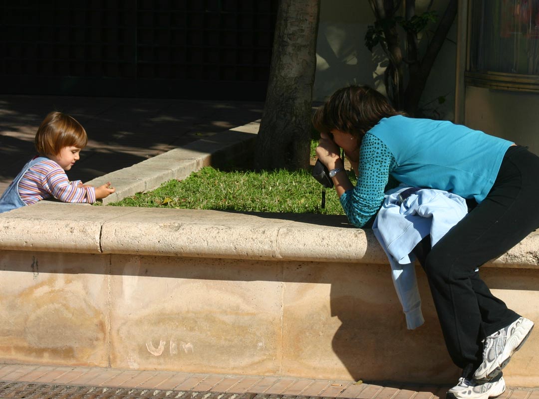 09 Woman-photographing-child-sm-comp